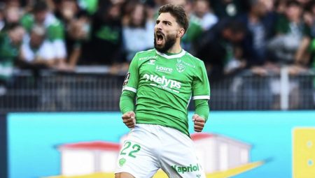 Beşiktaş, kanat transferi için Gürcü yıldızı radarına aldı