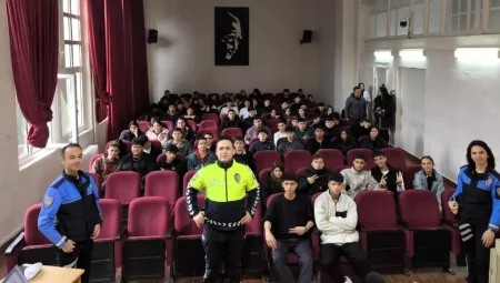 Muğla’da Öğrencilere Trafik Eğitimi Verildi