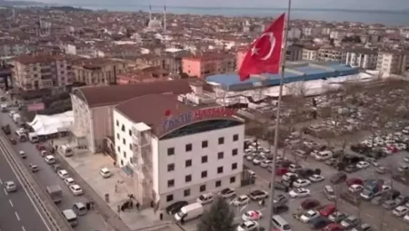 Yalova’daki özel hastane, kolonları kestiği savıyla süreksiz olarak kapatıldı