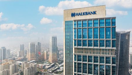 Halkbank, 88 yıldır Türkiye’nin kalkınma seyahatine eşlik ediyor