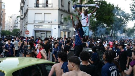 Paris’te mağaza yağmalayanların birçok turist ve göçmen çıktı