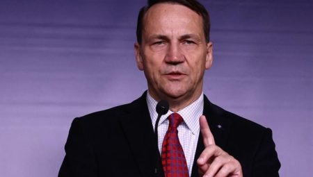 “ABD- İran mutabakatı uzun sürer mi” sorusuna Polonya Dışişleri Bakanı Sikorski’den tek kelimelik cevap: İnşallah