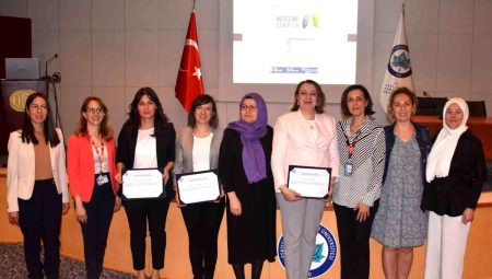 ESOGÜ’de sağlıklı yaşlanma panellerinin ikincisi düzenlendi