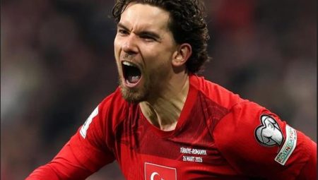 Ferdi Kadıoğlu kimdir, Ferdi Kadıoğlu kaç yaşında, aslen nereli, evli mi, bekar mı, çocuğu var mı, Ferdi Kadıoğlu hangi ekipte oynuyor?