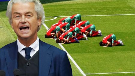 Hollandalı siyasetçi Geert Wilders, Faslı futbolcuların secde ettiği fotoğrafı paylaşıp Allah’a küfretti