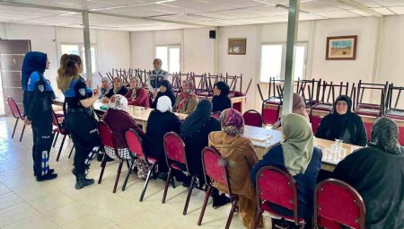 Kars’ta “Emniyetli mahallelerde birinci yardım farkındalığı” projesi vatandaşlarla buluştu