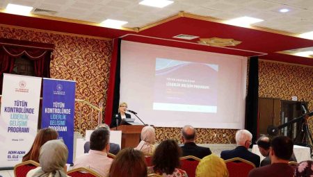 Lider Prof. Dr. Açık, “Amacımız tütünsüz ve nikotinsiz bir gelecek için ortak bir yol haritası oluşturmak”