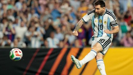Lionel Messi 45 saniyede tarihe geçti