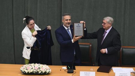 Moskova’dan Hakan Fidan’a büyük onur