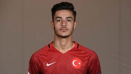 Ozan Kabak kimdir? Defans Ozan Kabak kaç yaşında, nereli, hangi kadroda oynuyor?