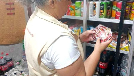 Söke’de besin işletmeleri denetlendi
