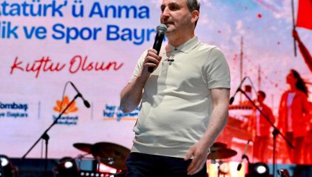 Sultanbeyli Belediyesi harekete geçti: Sabah namazı, kahvaltı ve ulusal maç bir ortada