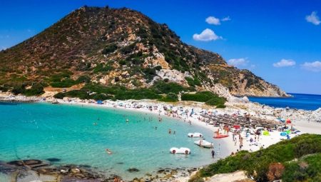 Tanınan tatil cennetinde plaj keyfine “yaş” hududu: Şemsiye yasaklandı