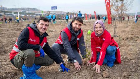 Türk Kızılay ve Tarım ve Orman Bakanlığı iş birliğinde “Hastaya kan ormana can” projesi devam ediyor