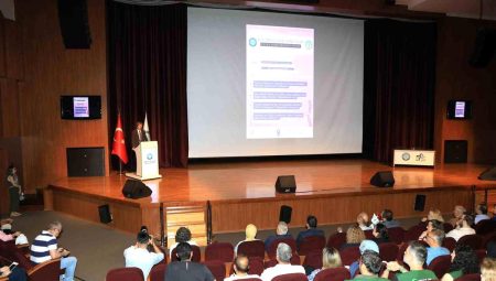 Tütün sanayisinin evrimi ve tehlikeleri masaya yatırıldı